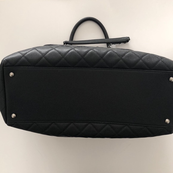 CHANEL Caviar Tote with Exotic Handles - Picture 16 of 16